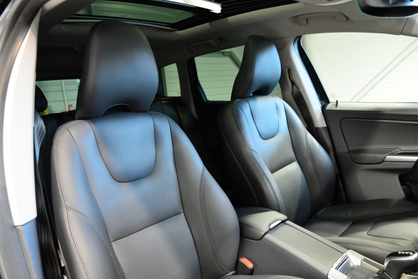  Volvo XC60 D4 181 CH SUMMUM GEARTRONIC 8