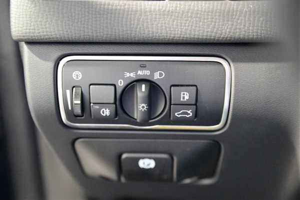  Volvo XC60 D4 181 CH SUMMUM GEARTRONIC 8