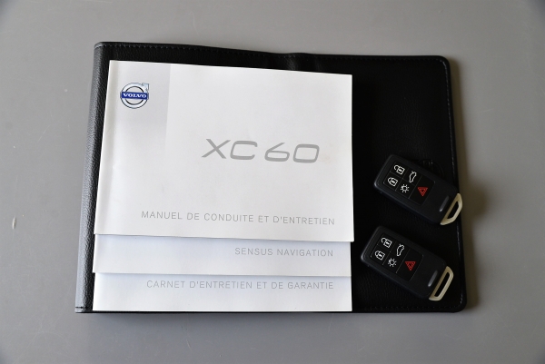  Volvo XC60 D4 181 CH SUMMUM GEARTRONIC 8
