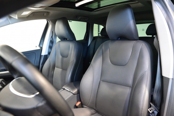  Volvo XC60 D4 181 CH SUMMUM GEARTRONIC 8