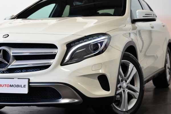 Mercedes GLA 180 CDI 110 CH BUSINESS EXECUTIVE 7G-DCT