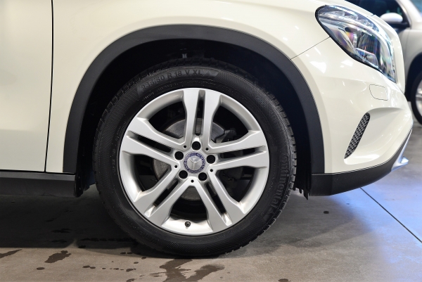 Mercedes GLA 180 CDI 110 CH BUSINESS EXECUTIVE 7G-DCT