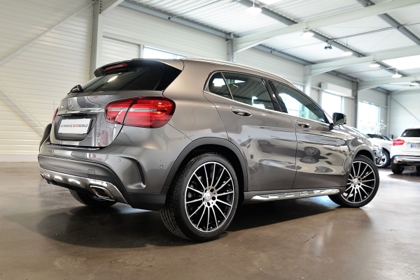 Mercedes GLA 200 D WHITE ART EDITION 7G-DCT AMG