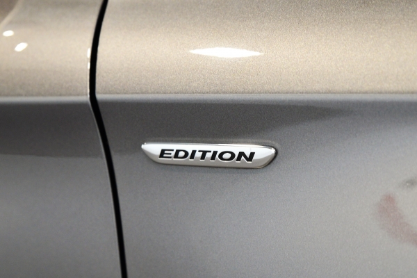 Mercedes GLA 200 D WHITE ART EDITION 7G-DCT AMG