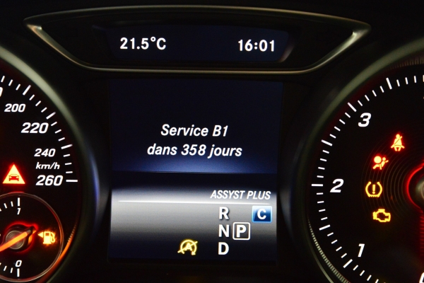 Mercedes GLA 200 D WHITE ART EDITION 7G-DCT AMG