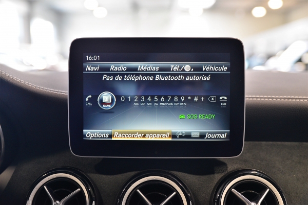 Mercedes GLA 200 D WHITE ART EDITION 7G-DCT AMG