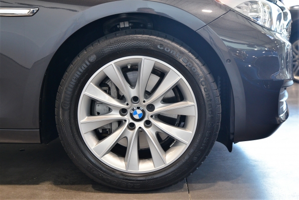 BMW SERIE 5 GT 520D 184 CH LOUNGE PLUS BVA8