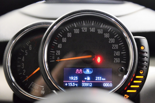 MINI COOPER 1.5 136 CH PACK CHILI