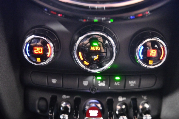 MINI COOPER 1.5 136 CH PACK CHILI