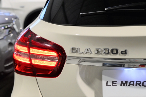 Mercedes GLA 200d FASCINATION 7G-DCT