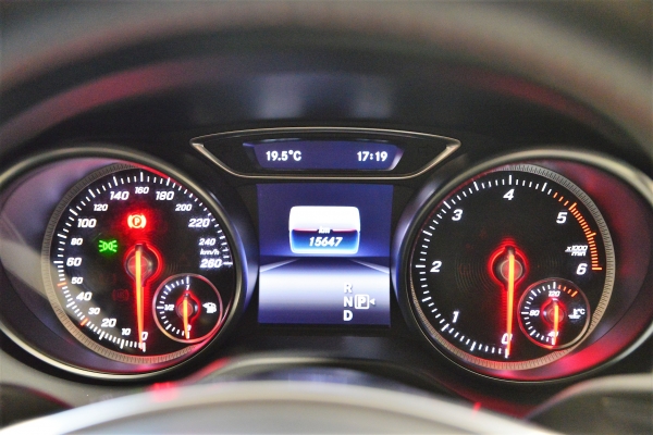 Mercedes GLA 200d FASCINATION 7G-DCT