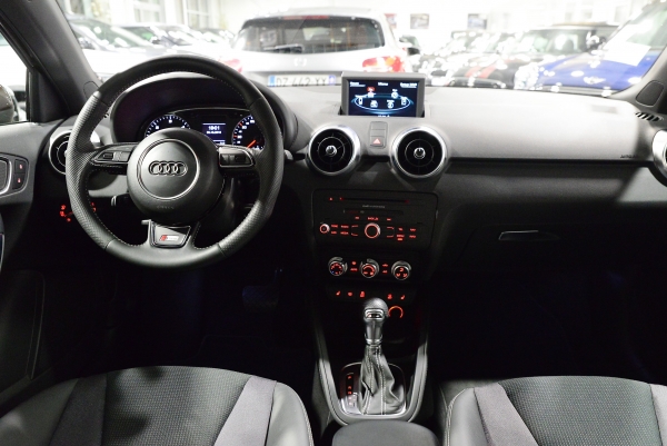 Audi A1 SPORTBACK 1.6 TDI 90 ch PACK S LINE STRONIC7