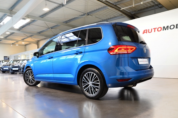  Volkswagen TOURAN 2.0 TDI 150 CH CARAT DSG 7PLACES