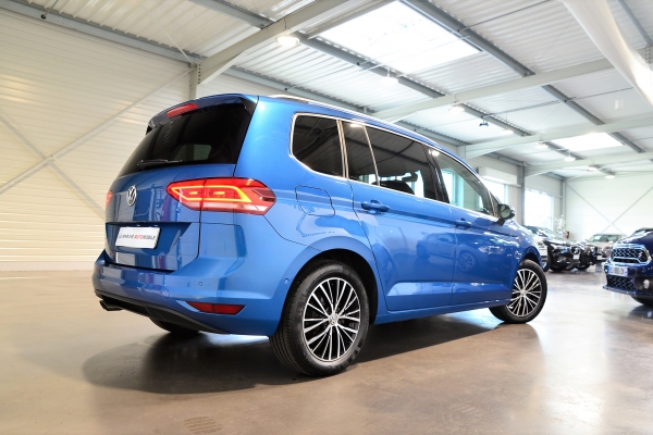  Volkswagen TOURAN 2.0 TDI 150 CH CARAT DSG 7PLACES