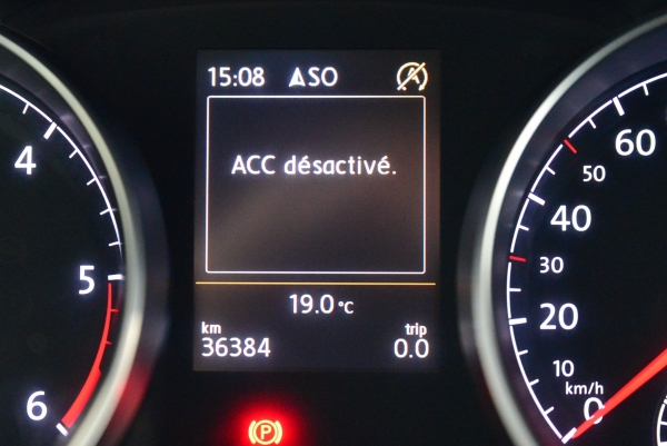  Volkswagen TOURAN 2.0 TDI 150 CH CARAT DSG 7PLACES