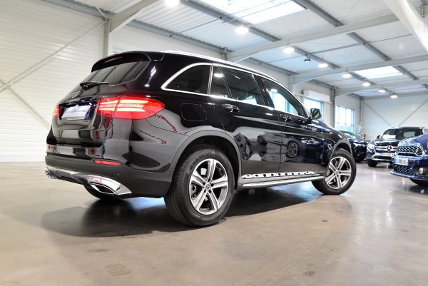 MERCEDES GLC 220D EXECUTIVE 4MATIC 9G-TRONIC