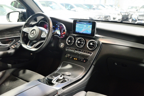 MERCEDES GLC 220D EXECUTIVE 4MATIC 9G-TRONIC