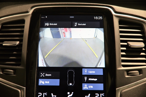  Volvo XC90 D5 AWD MOMENTUM 7 PLACES GEARTRONIC8