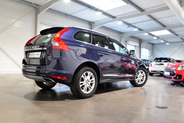  Volvo XC60 D5 AWD 215 CH SUMMUM GEARTRONIC