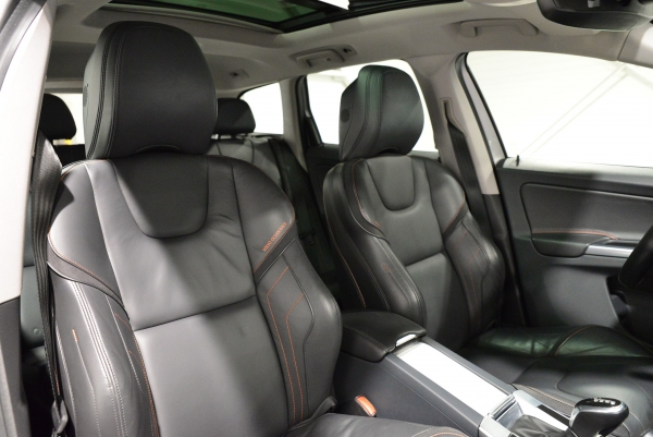  Volvo XC60 D4 190 CH OCEAN RACE GEARTRONIC8