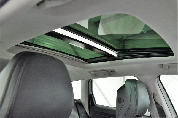  Volvo XC60 D4 190 CH OCEAN RACE GEARTRONIC8