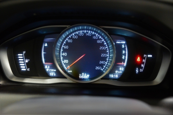  Volvo XC60 D4 190 CH OCEAN RACE GEARTRONIC8