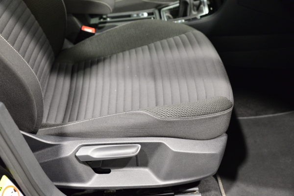  Volkswagen GOLF VII 1.6 TDI 105 CH CUP