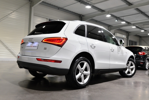 AUDI Q5 QUATTRO TDI 177 CH S LINE STRONIC7