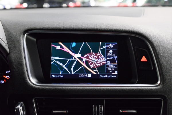 AUDI Q5 QUATTRO TDI 177 CH S LINE STRONIC7