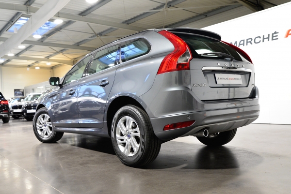 Volvo XC60 D3 150CH MOMENTUM BUSINESS GEARTRONIC