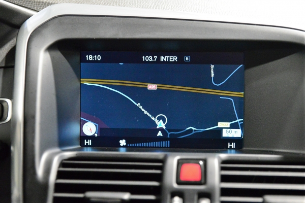  Volvo XC60 D3 150CH MOMENTUM BUSINESS GEARTRONIC