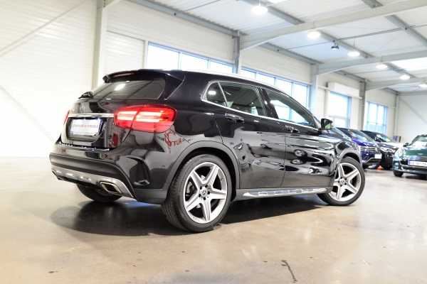 Mercedes GLA 200 FASCINATION 7G-DCT