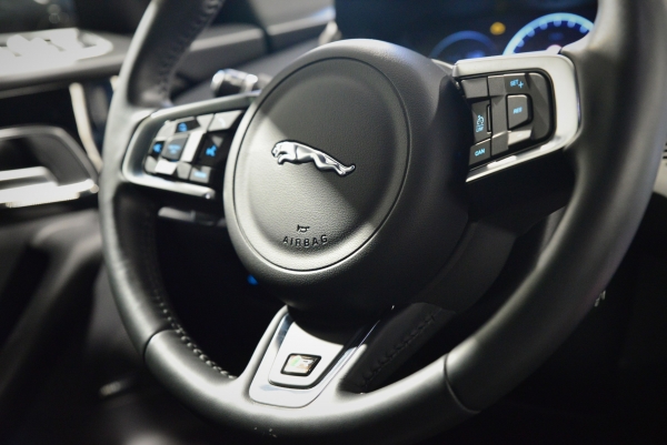 Jaguar  F-PACE D240 R-SPORT 4X4 BVA8