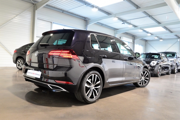  Volkswagen GOLF 1,5L TSI 150CH CARAT EXCLUSIVE DSG7