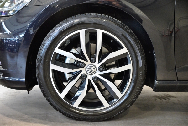  Volkswagen GOLF 1,5L TSI 150CH CARAT EXCLUSIVE DSG7