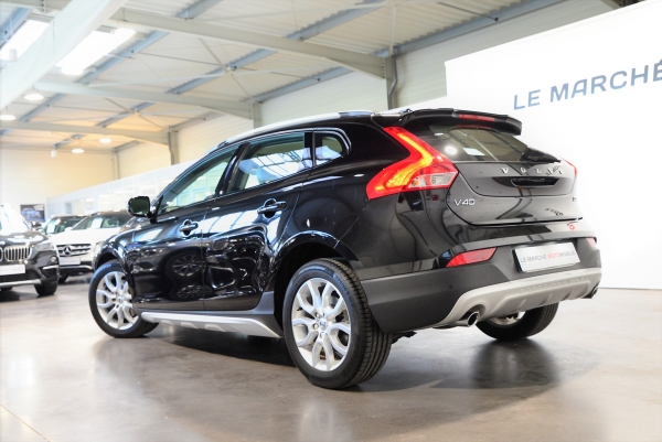  Volvo V40 CROSS COUNTRY D3 150CH SUMMUM GEARTRONIC
