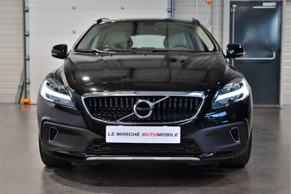 Volvo V40 CROSS COUNTRY D3 150CH SUMMUM GEARTRONIC