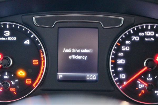 Audi Q3 TDI 150 QUATTRO AMBITION LUXE S-TRONIC 