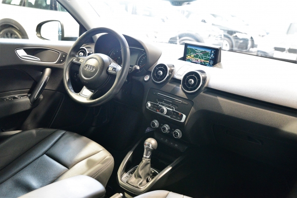 Audi A1 SPORTBACK TFSI 125 AMBITION LUXE S TRONIC 7