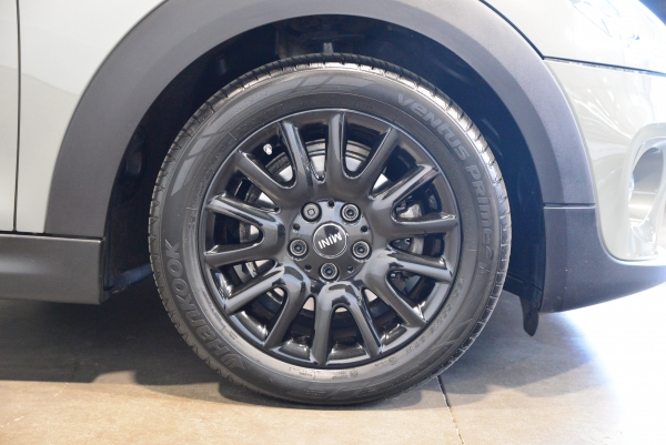 MINI COOPER D 116CH PACK CHILI 