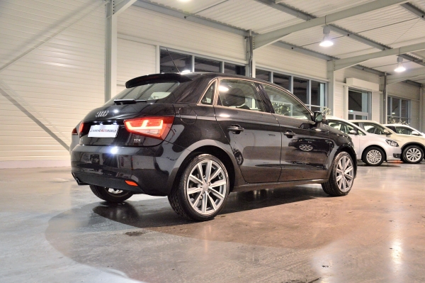 Audi A1 SPORTBACK 1.6 TDI 90 CH S TRONIC AMBITION LUXE