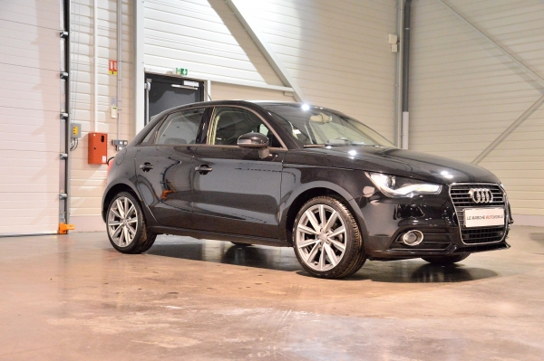 Audi A1 SPORTBACK 1.6 TDI 90 CH S TRONIC AMBITION LUXE