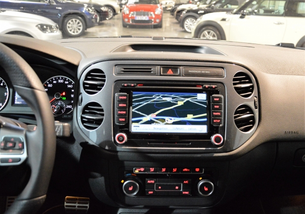  Volkswagen TIGUAN 2.0 TDI 140 4MOTION DSG7 CARAT PACK R LINE