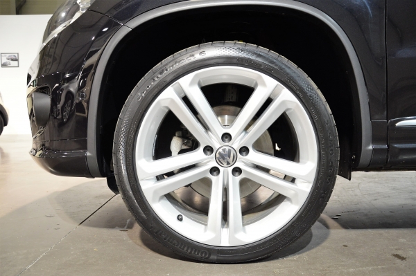  Volkswagen TIGUAN 2.0 TDI 140 4MOTION DSG7 CARAT PACK R LINE