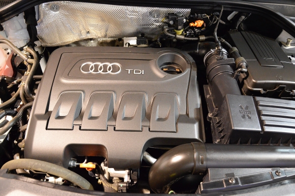 Audi Q3 2.0 TDI 140 ch  LOUNGE PACK OFFROAD
