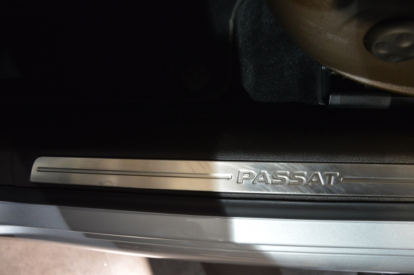  Volkswagen PASSAT SW 2.0 TDI BMT 140 CARAT DSG6