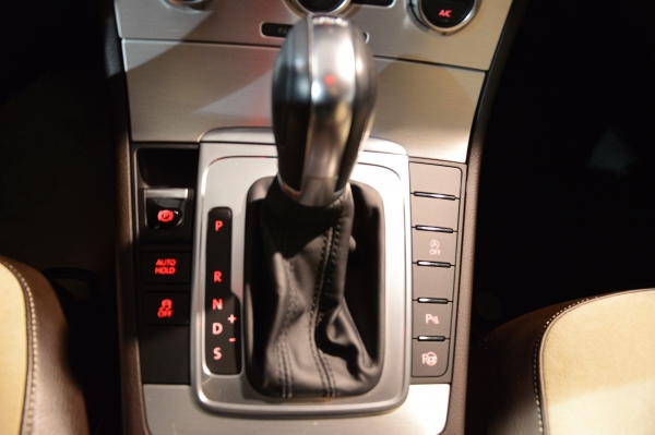  Volkswagen PASSAT SW 2.0 TDI BMT 140 CARAT DSG6
