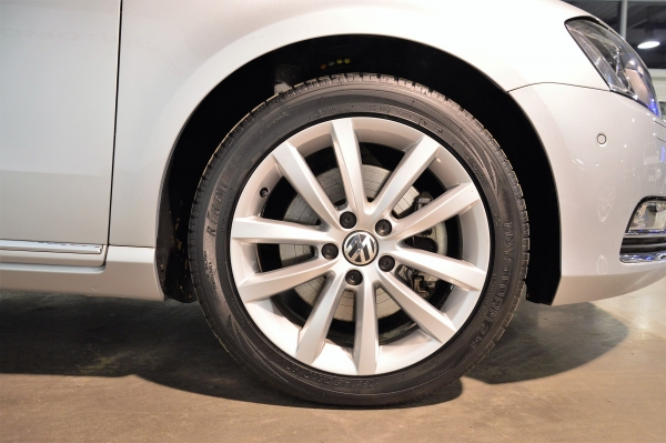  Volkswagen PASSAT SW 2.0 TDI BMT 140 CARAT DSG6