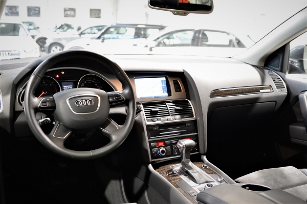 Audi Q7 3.0 V6 TDI 245 ch AVUS QUATTRO TIPTRONIC BA8