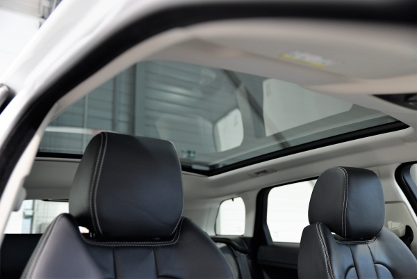 Land Rover RANGE ROVER EVOQUE PRESTIGE PACK ED4 150 CH